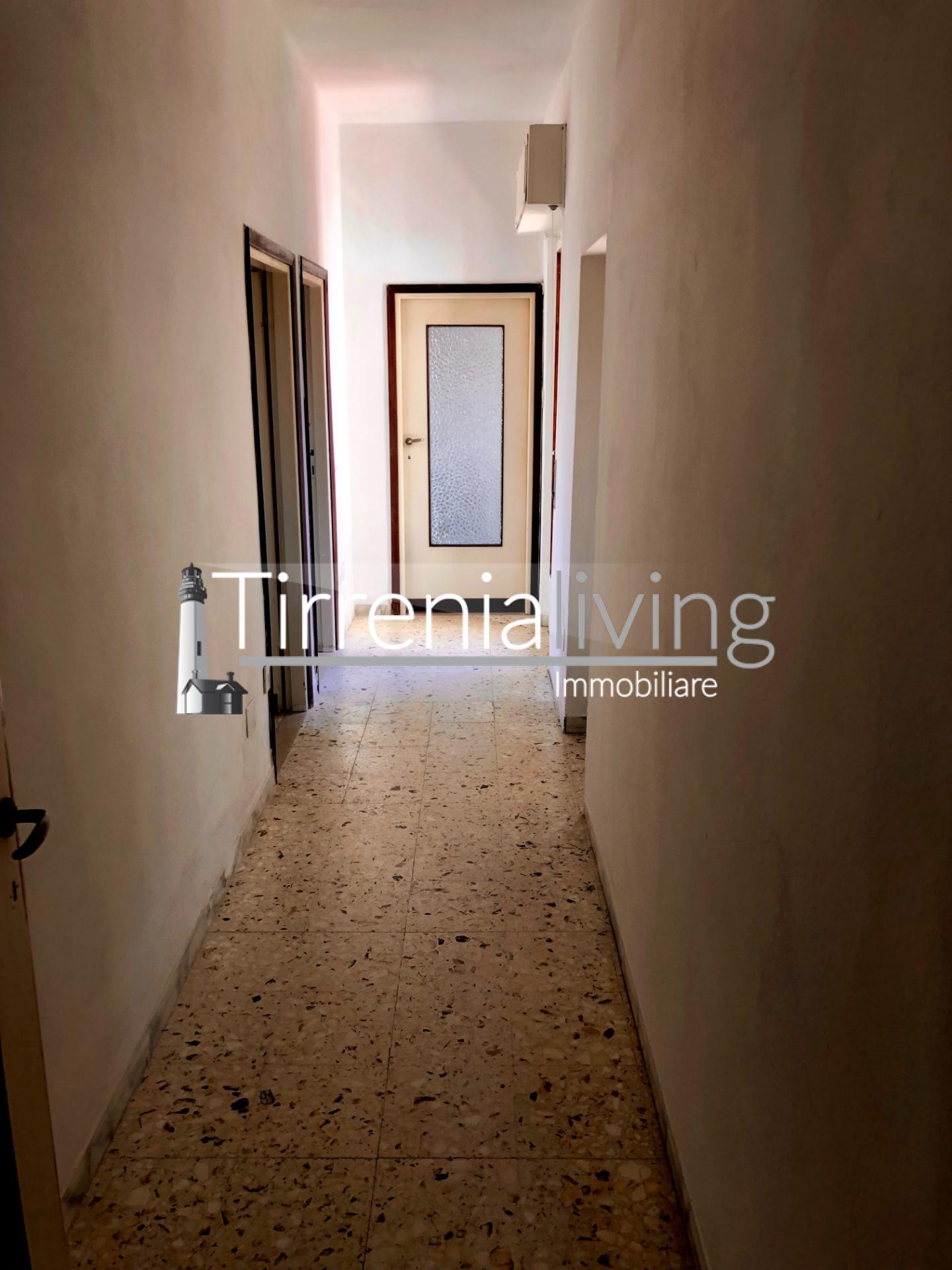 Apartment for holiday rentals, ref. A-475