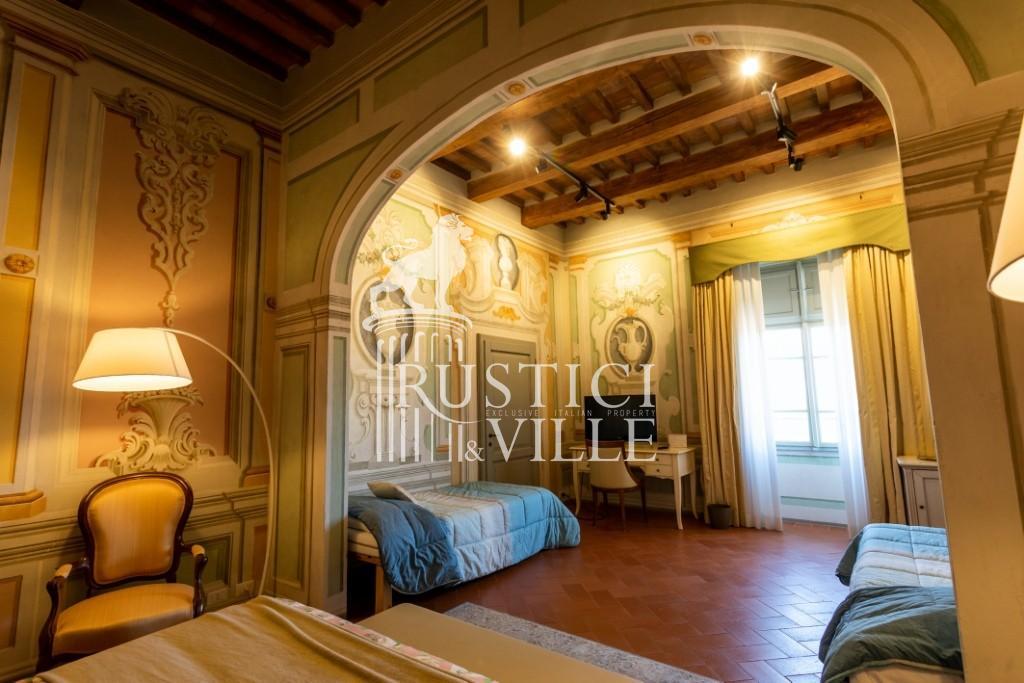 Historical building on sale to Pisa (35/59)