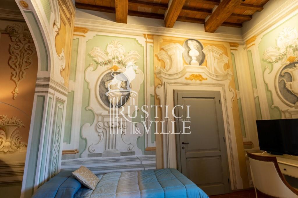 Historical building on sale to Pisa (37/59)