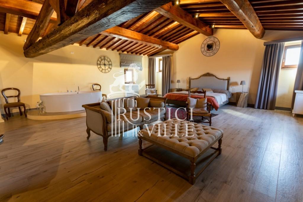 Historical building on sale to Pisa (29/59)