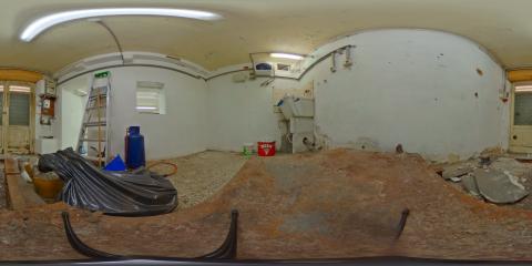 Locale comm.le/Fondo in affitto commerciale a Centro storico, Lucca (LU)