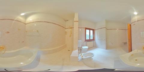 Villa in vendita a Montecarlo (LU)